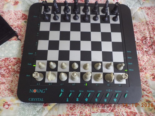 Novag crystal chess computer - novag,